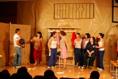 Teatro: Hay mot&iacute;n compa&ntilde;eras.7